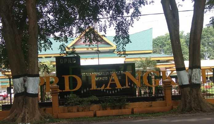 Di Tengah Wabah, DPRD Langkat Sibuk Keluyuran, Masyarakat Dibiarkan Sendirian