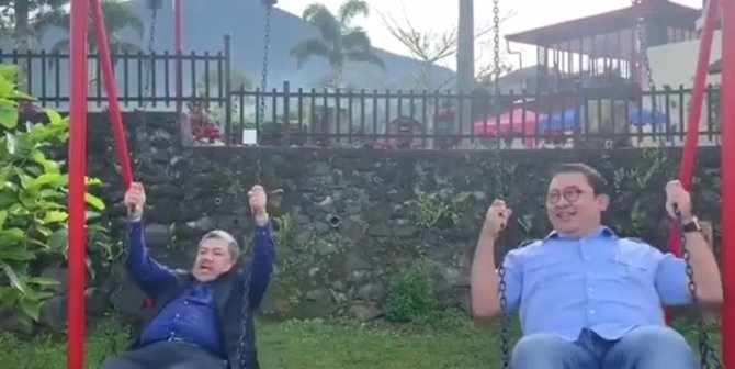 Mahfud Md Sebut Rakyat Dianggap Dapat Manfaat Atas Jasa Fahri Hamzah & Fadli Zon