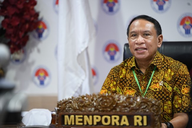Menpora Beri Arahan kepada 8 Paskibraka