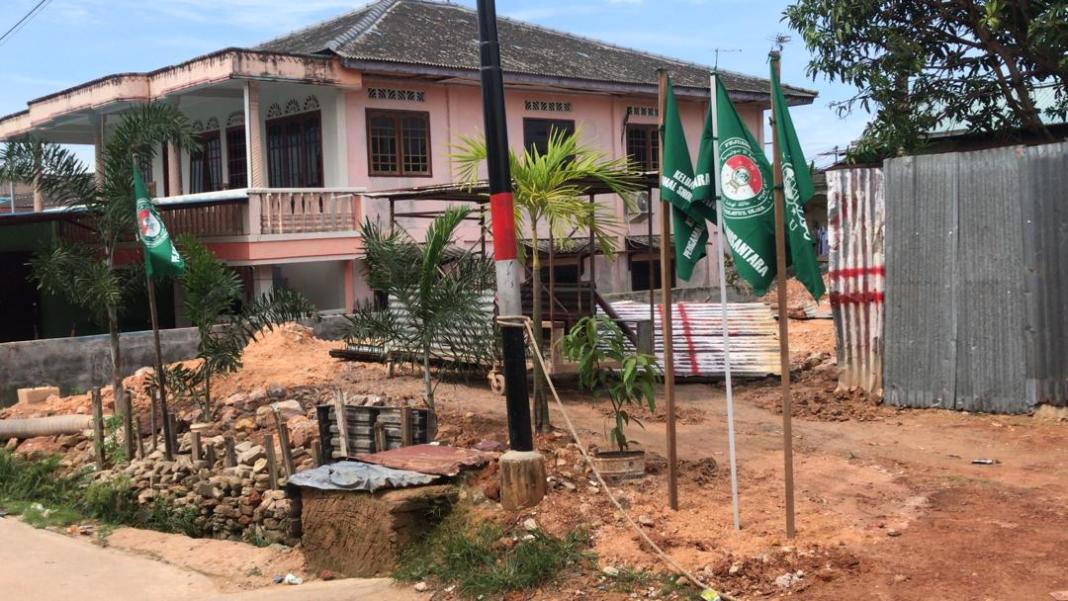 Pejuang Islam Nusantara Batam, Bangun Pesantren dan Sekretariat