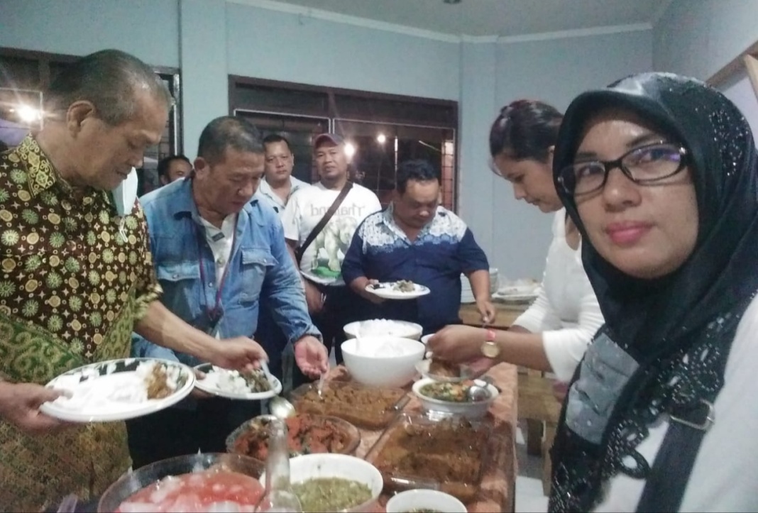 Relawan BONUS dan Warga Merayakan Hari Raya Idul Adha 1441 H