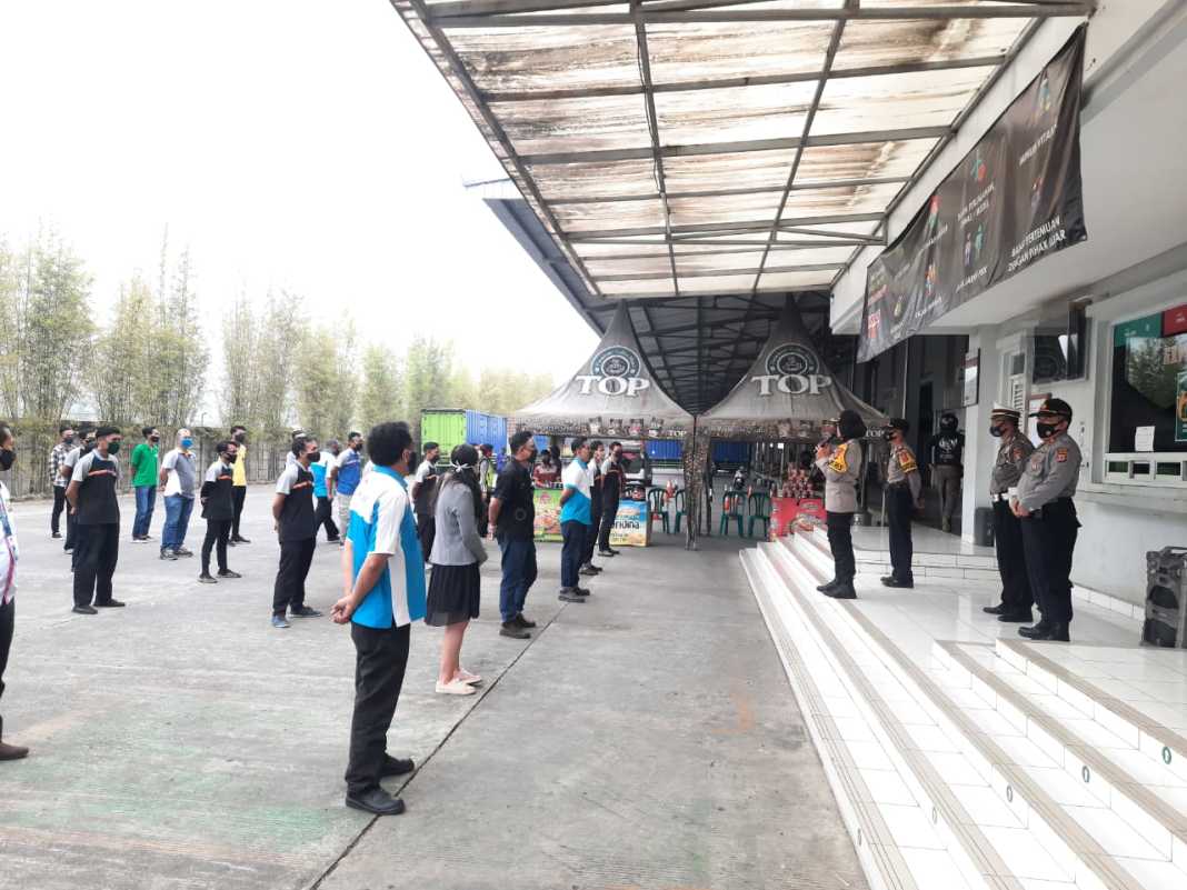 Polres Banjar, Berikan Imbauan dan Sosialisasi kepada Karyawan PT. Banjar Distribusindo Raya