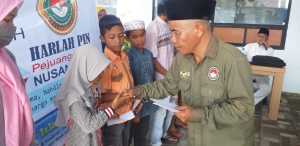 Pejuang Islam Nusantara Sumut, Hadiri Penyerahan Bantuan Dompet Peduli Pendidikan