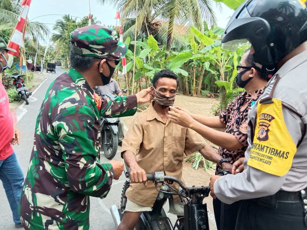 Bhabinkamtibmas Polsek Langensari, Laksanakan Gebrak Masker