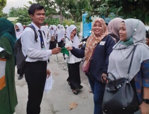 Forhati Langkat, Bekerjasama dengan Kohati Komisariat STAI JM Berbagi Masker di Kampus