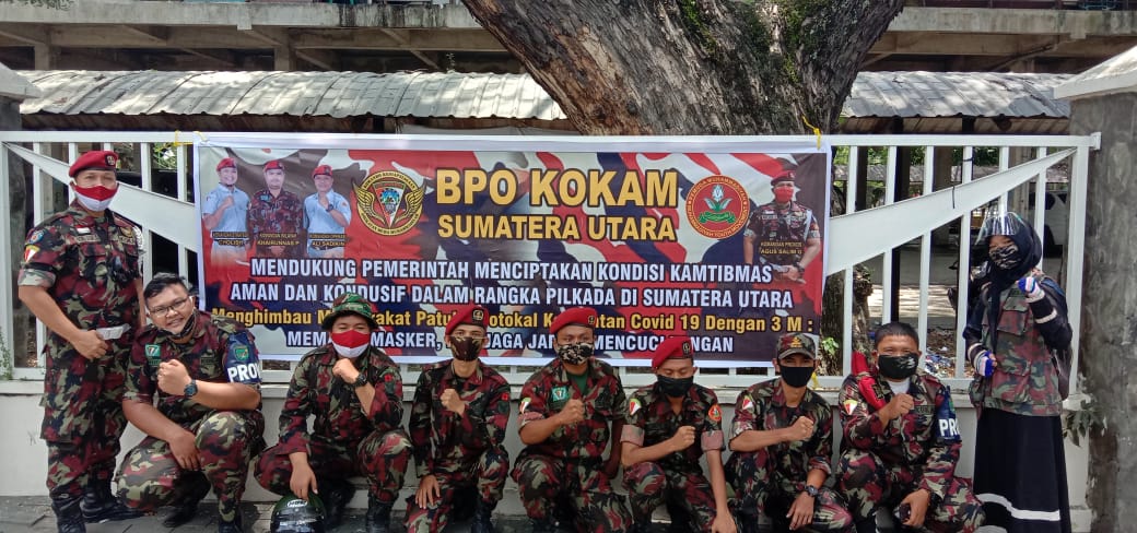BPO Kokam Sumut Bagi-bagi Faceshield dan Masker