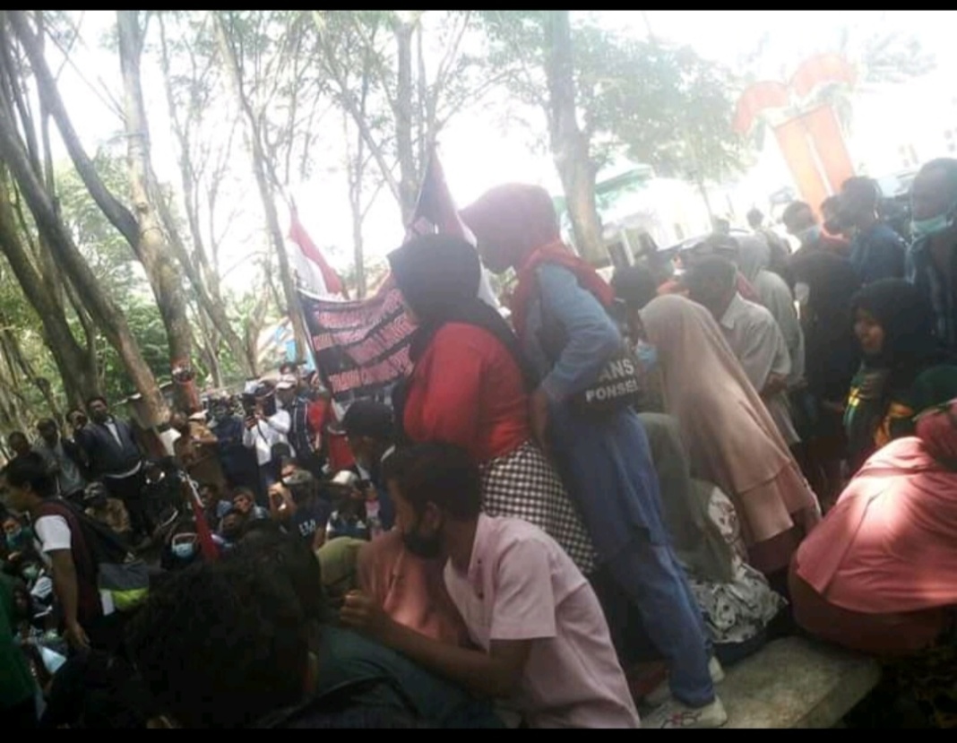 Demo di Dinas PUPR Langkat Sumut, Soal Lambannya Pembangunan Jembatan Sei Litur Tasik