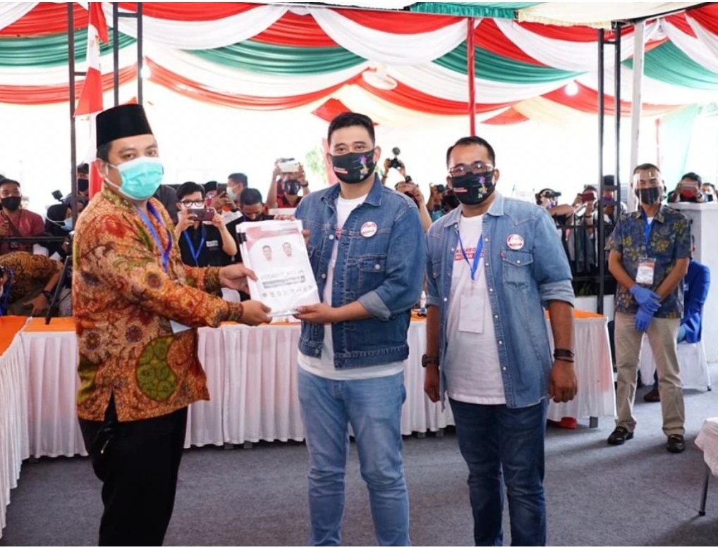 Konsep Collaborative Government Bobby - Aulia