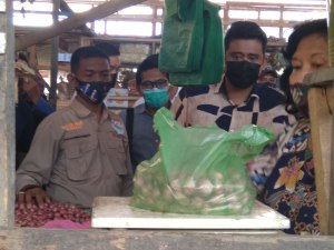 Bobby Nasution, Blusukan ke Pasar Sei Sikambing dan Sambangi Sekretariat Re-Born
