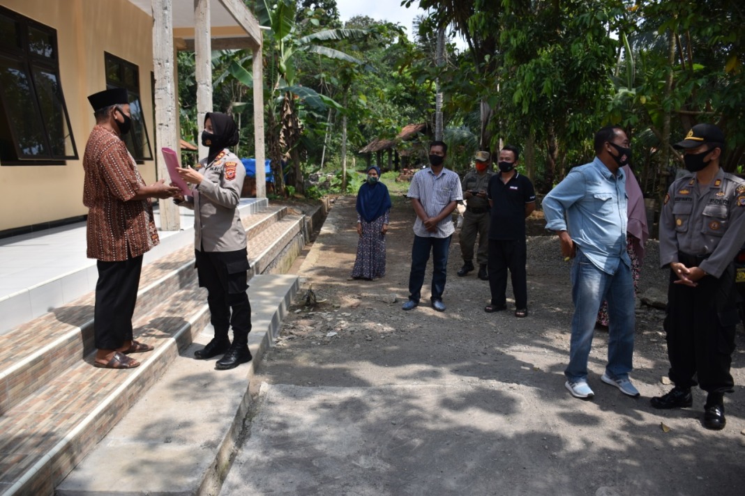 Kapolres Banjar, Bagikan Beras kepada Yayasan Nurussalam Al Jajawar