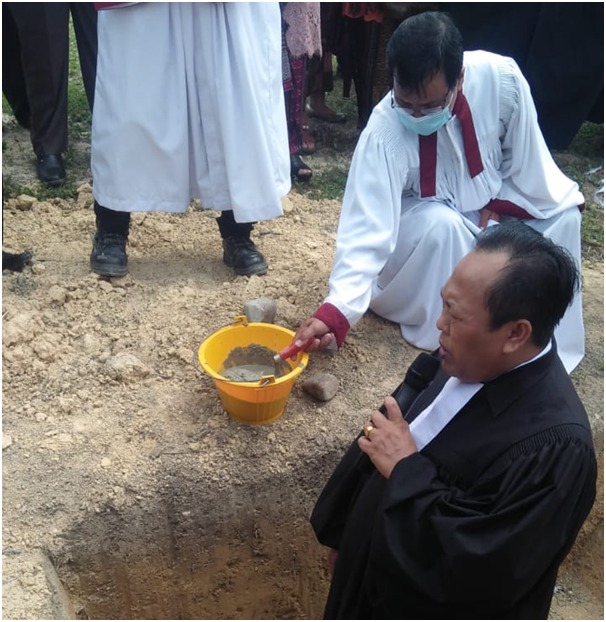 Pembangunan Gereja HKBP Setingkai Lipat Kain Kampar