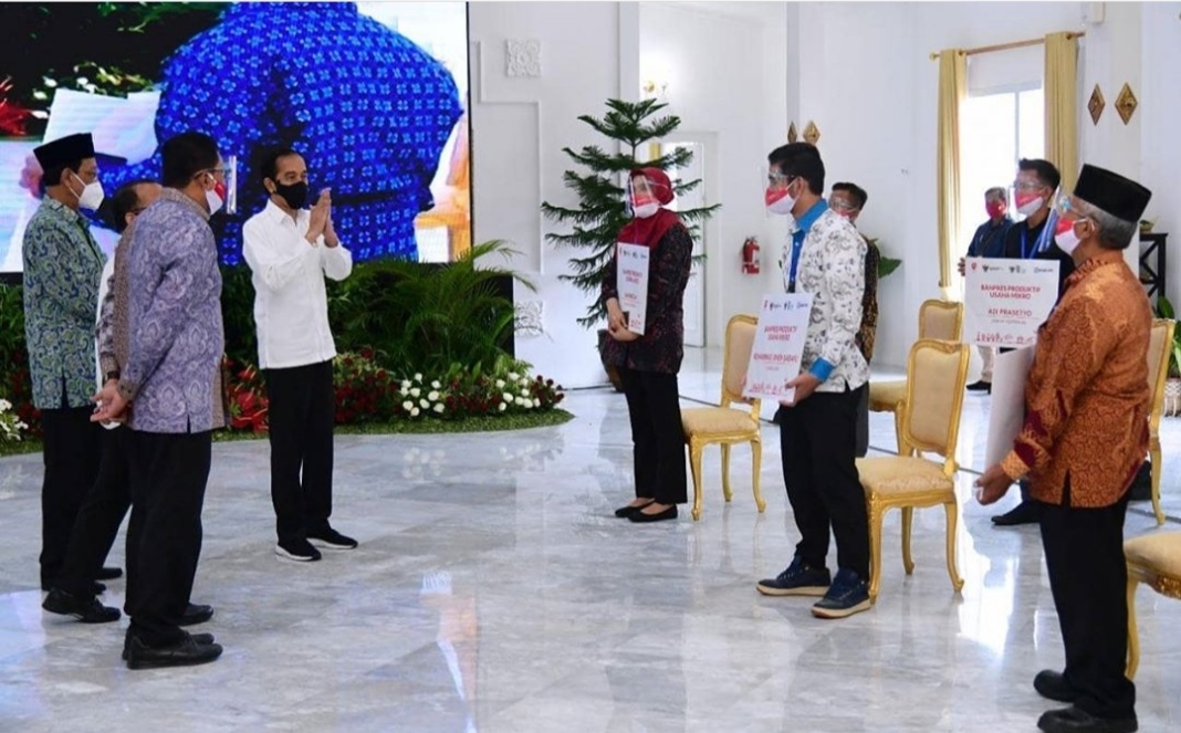 Presiden Jokowi, Dengarkan Cerita Penjual Soto Turun Omzet Selama Pandemi