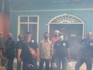Relawan Bobby Nasution, Asapi Rumah Warga Kampung Sejahtera yang Kena DBD