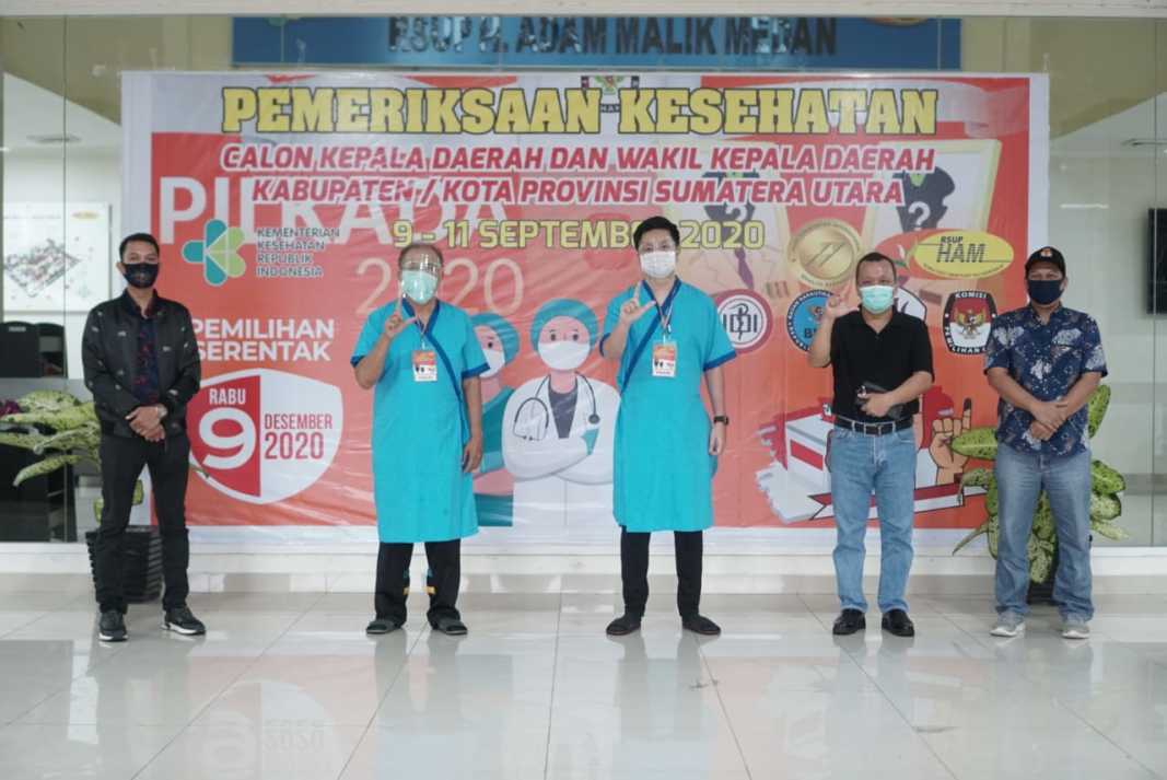 Jalani Pemeriksaan Kesehatan, Pasangan Beriman dan Trendi Terlihat Segar Bugar