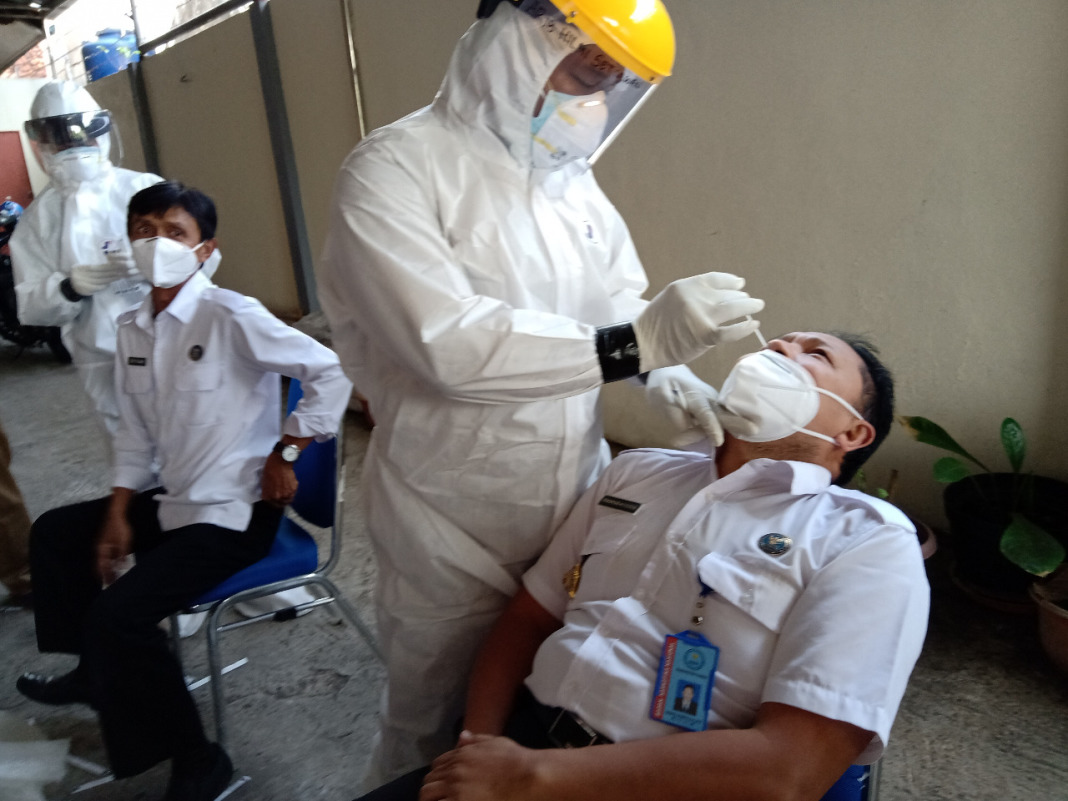 BNNK Ciamis, Lakukan Swab Test ke Seluruh Pegawai