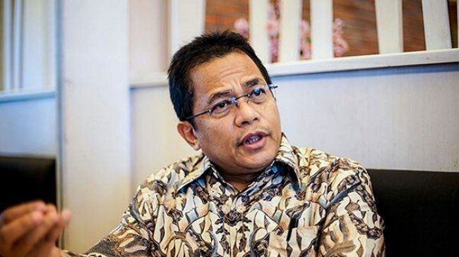 Sekjen DPR, Sebut Draf UU Cipta Kerja 905 Halaman yang Beredar Bukan Hoaks