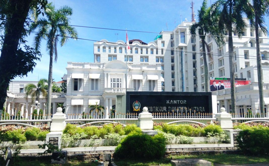 Visi Sumut Bermartabat, Hanya Sekelas 