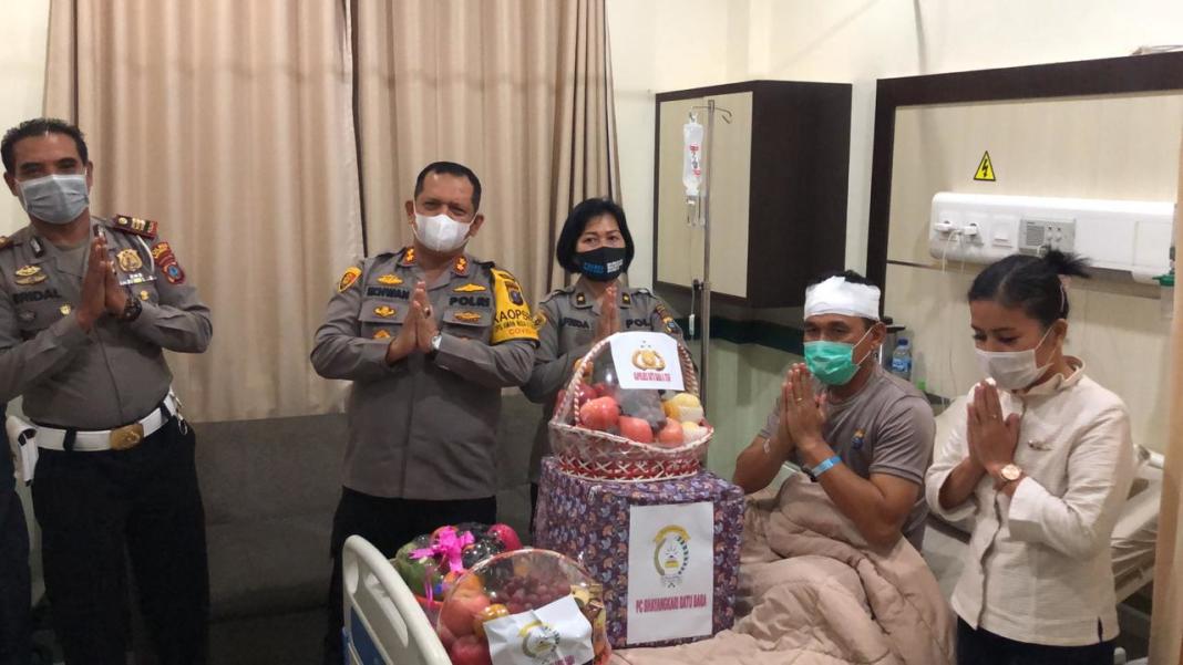 Kapolres Batu Bara, Bersama Bupati dan Ketua DPRD Jenguk Korban Unjuk Rasa Anarkis