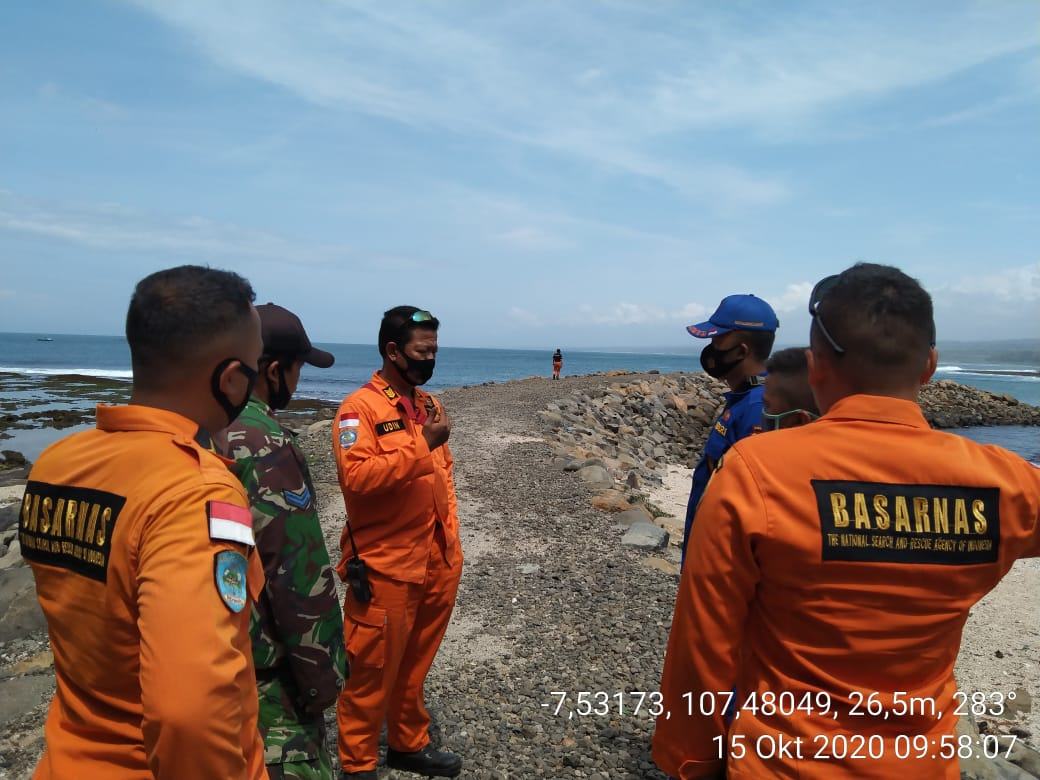Tim SAR Gabungan, Belum Temukan Nelayan yang Hilang Kontak di Pantai Sayang Heulang