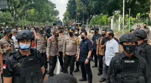 Pangdam Jaya, Kapolda Hingga Kabareskrim Tinjau Demo di Patung Kuda