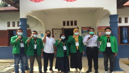 Mahasiswa KKN UNIMAL Bersama Masyarakat Desa Sido Makmur Ciptakan Hidup Sehat dan Bersih di Era New Normal