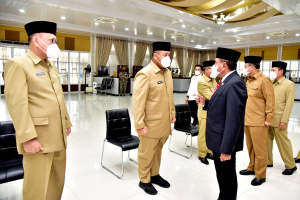 Tingkatkan Kinerja Organisasi, Gubernur Sumut Lantik 3 Pejabat Eselon II