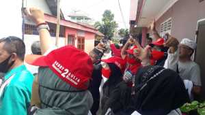 Kolaborasi Relawan Bobby Nasution Lakukan Aksi Simpaty, Masyarakat Medan Area Antusias Memilih Bobby - Aulia
