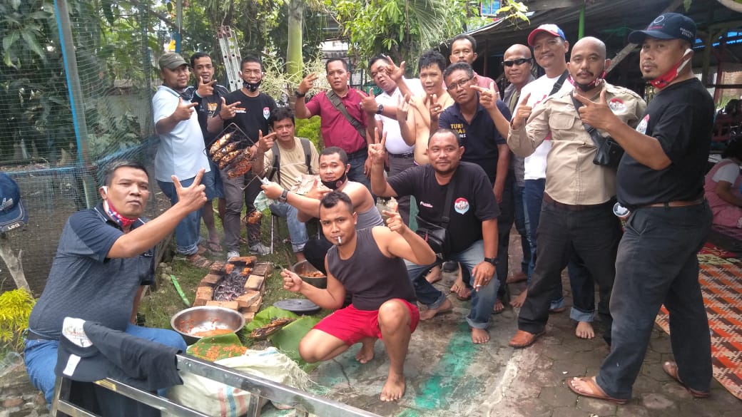 Relawan Bobby - Aulia, Ketum Re-Born Motivasi Anggota untuk terus Sosialisasi menjelang Pilkada