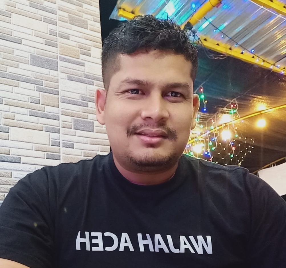 Agus Setiawan Mandor Taman DLH: Kotoran Ternak Kotori Jalan