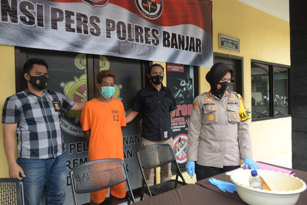 Satreskrim Polres Banjar, Bekuk Pelaku Penipuan dan Penggelapan Uang Puluhan Juta Rupiah