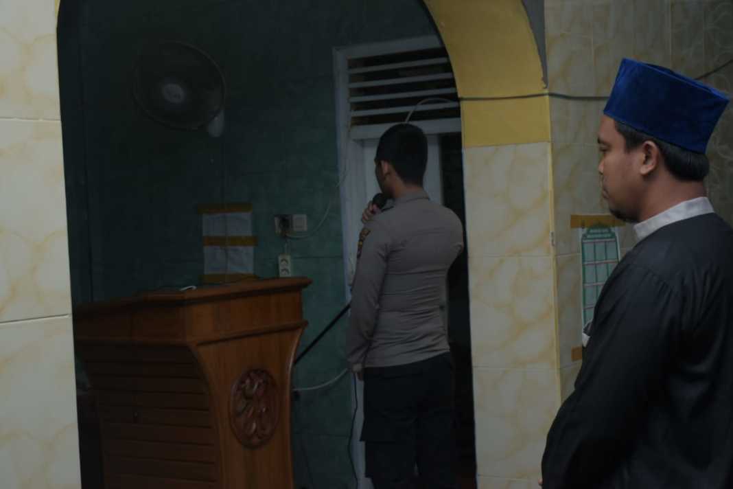 Personil Sat Sabhara Polres Banjar, Laksanakan Salat Subuh Berjamaah di Masjid Al-Amanah