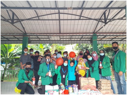 Mahasiswa KKN Unimal, Bersama Polres Lhokseumawe Sosialisasi Pencegahan COVID-19 dan Santuni Anak Yatim