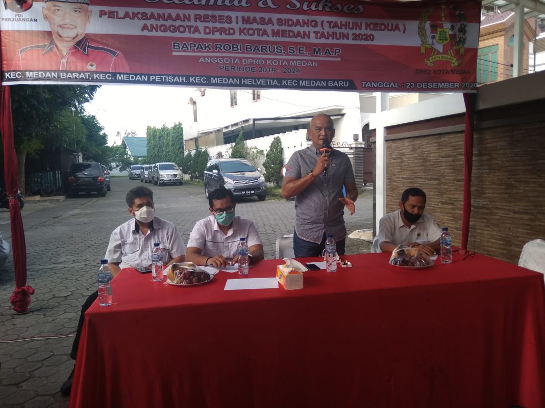Anggota DPRD Medan Robi Barus, Terima Keluhan Honor Posyandu
