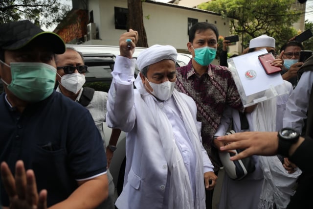Habib Rizieq Datangi Polda Metro Jaya, Polisi: Dia Serahkan Diri Takut Ditangkap