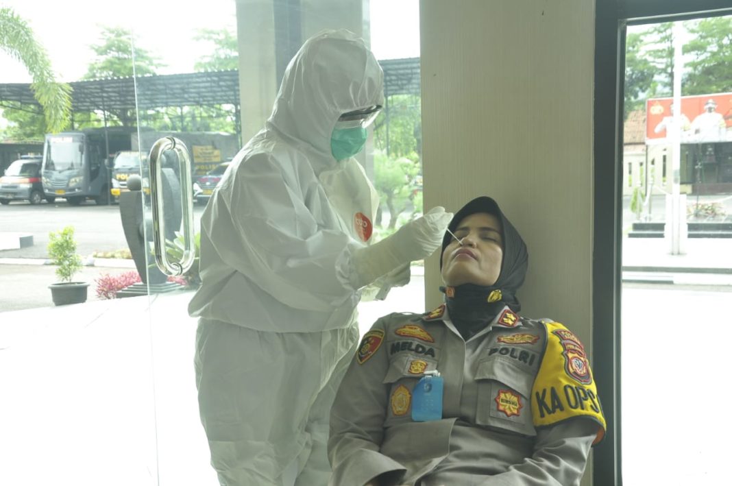 Kapolres Banjar, Gelar Swab Test kepada PJU Polres Banjar