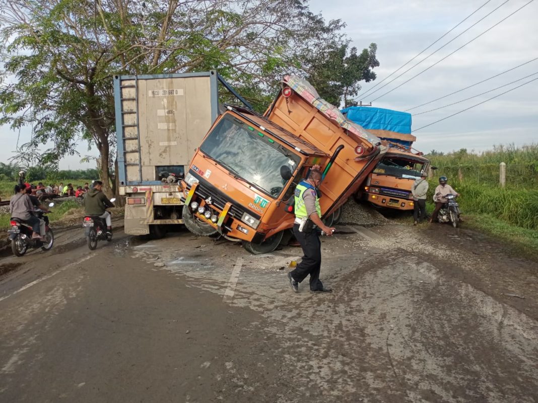 Kecelakaan Beruntun di Sergai, Warga Aceh Tidak Terluka