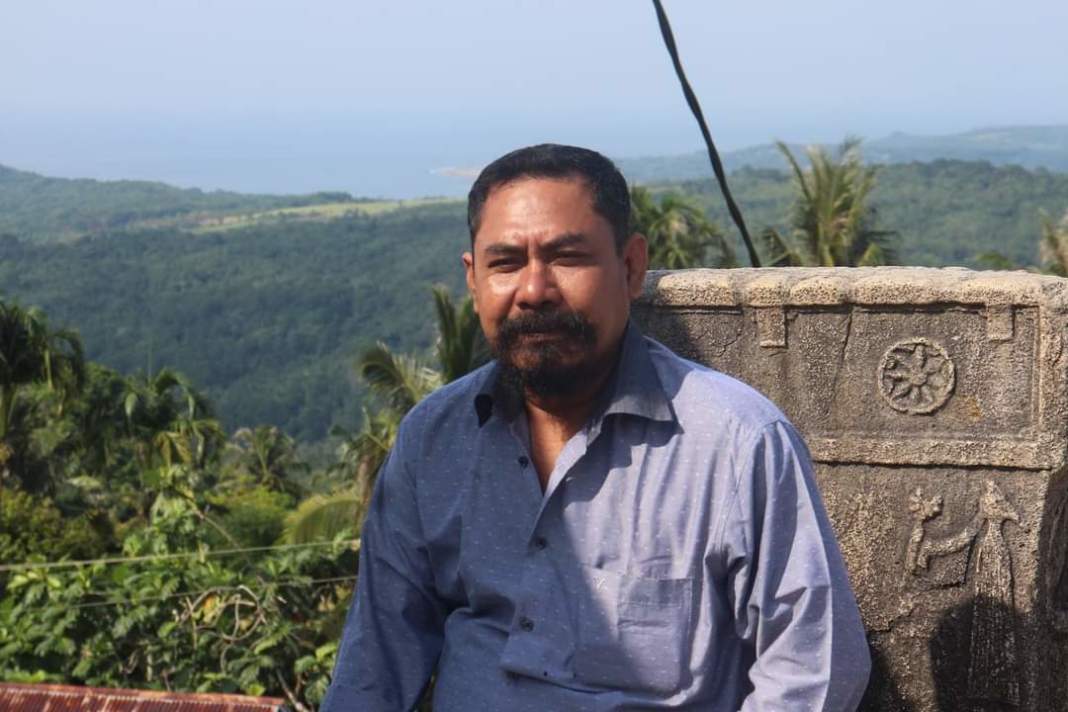 Ikhyar Velawati