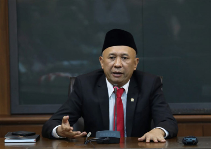 Kementerian Koperasi dan UKM?