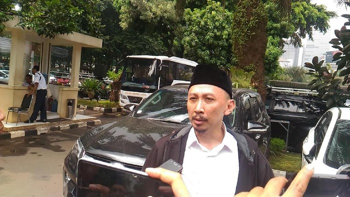 Susi Pudjiastuti Ajak Netizen Unfollow Abu Janda