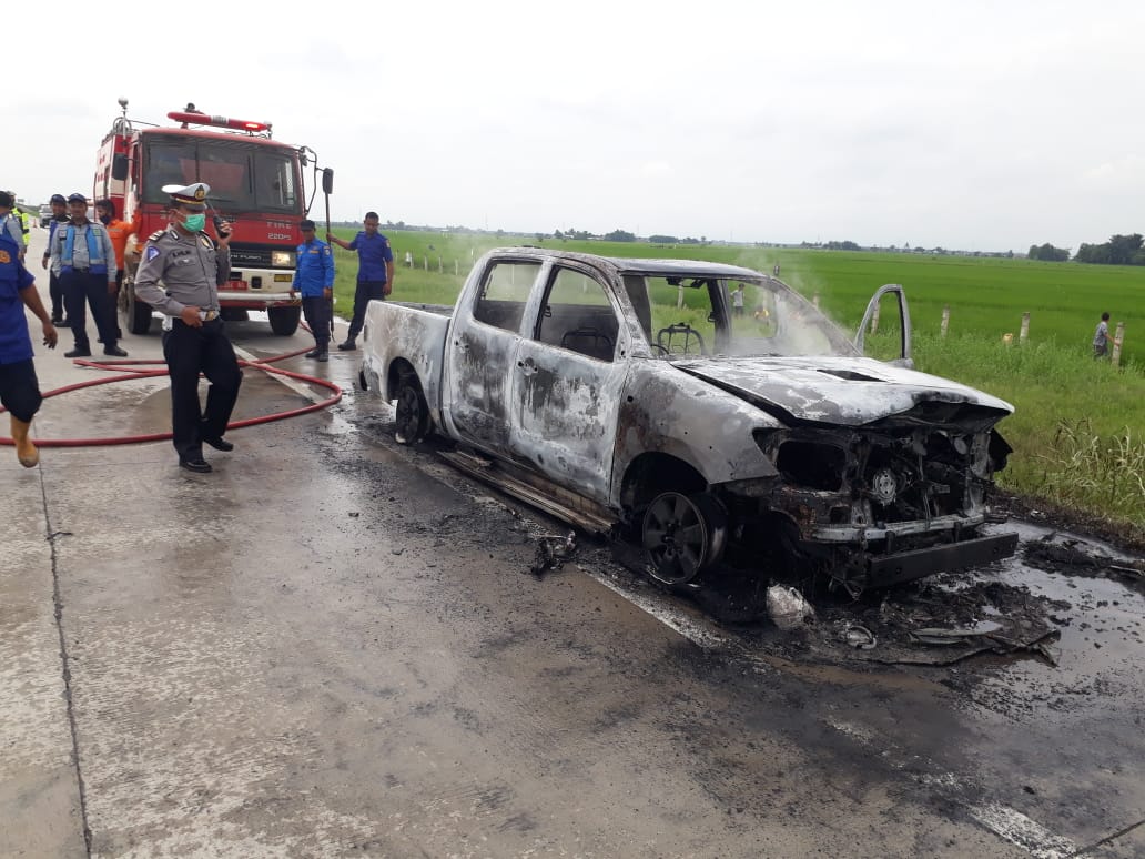 Mobil Dinas BPPRD Terbakar