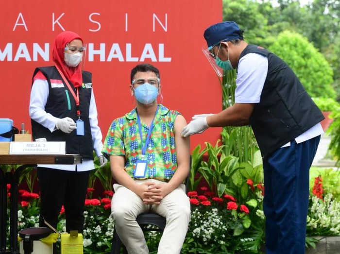 Satgas COVID-19 Sebut Raffi Ahmad Janji Disiplin Prokes Usai Vaksinasi Ke-2