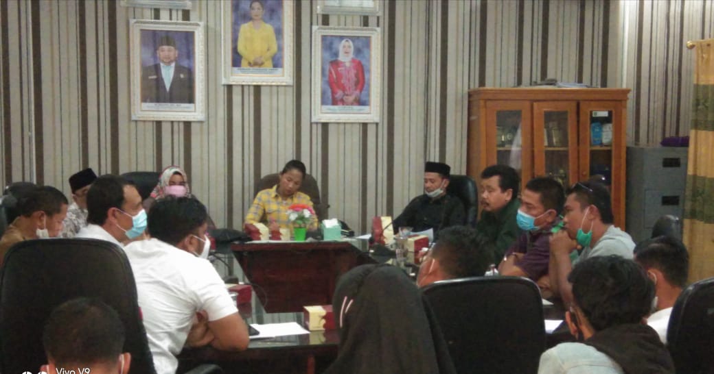 Soal Jalan Berlubang