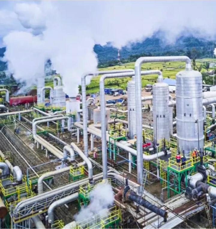 Gas