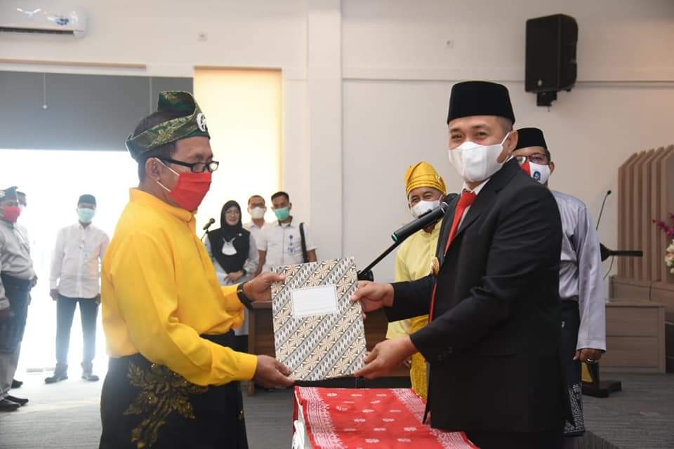 Bupati Zahir