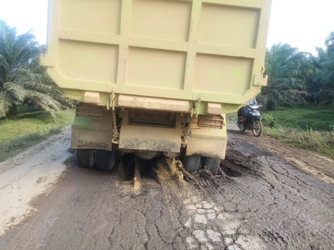 Jalan Rusak di Wampu