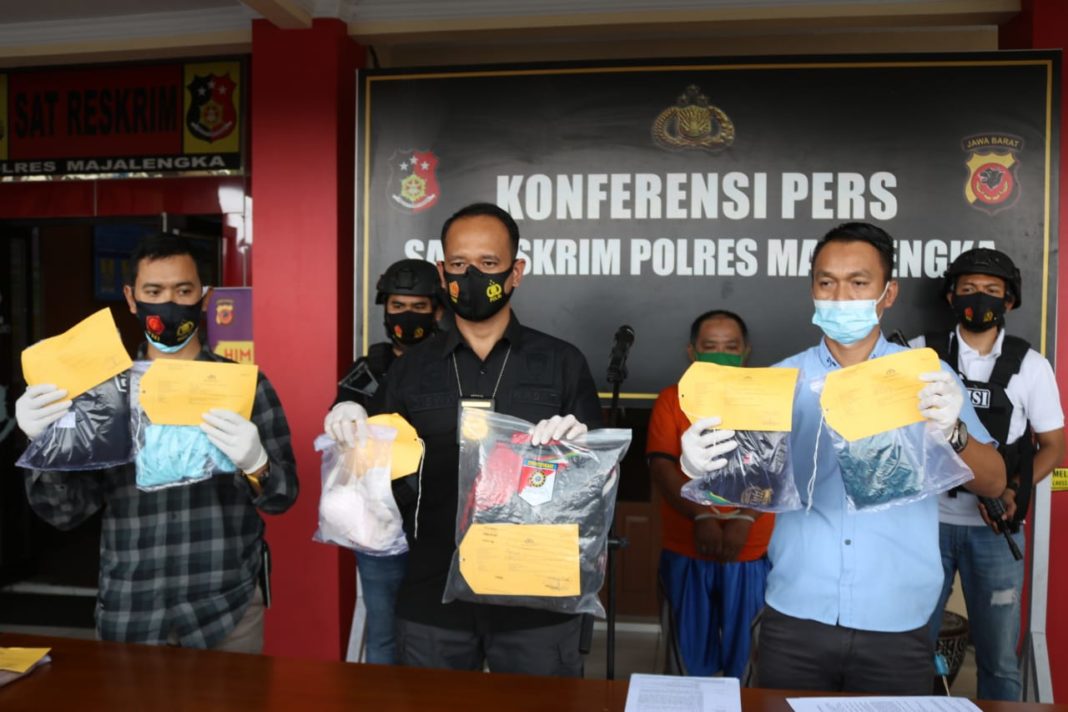 Pria di Majalengka Setubuhi Anak Kandungnya Sendiri