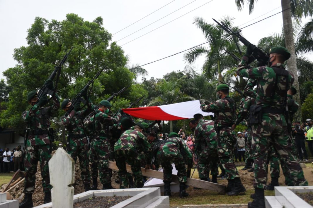 Seorang Prajurit TNI Gugur