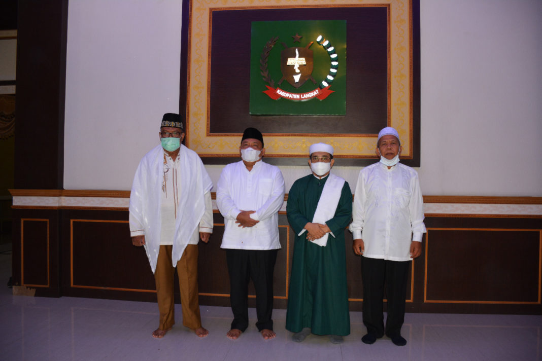 Bupati Langkat, Menerima Silaturahmi Tuan Guru Babusalam dan Alim Ulama