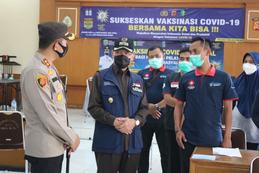 Bupati Majalengka Pantau Hari Pertama Pelaksanaan Vaksinasi Covid-19