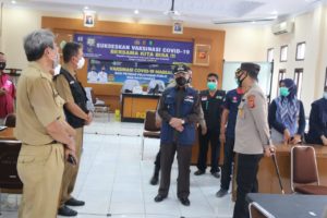 Bupati Majalengka Pantau Hari Pertama Pelaksanaan Vaksinasi Covid-19